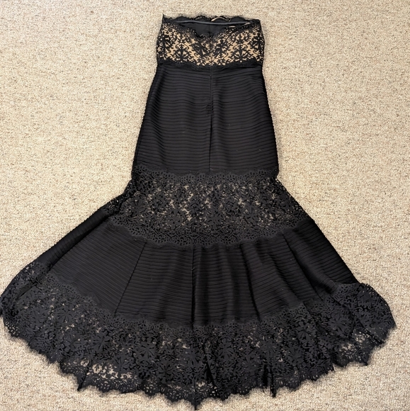 Tadashi Shoji Black Lace Mermaid Evening Gown Dress, Large - Picture 5 of 14